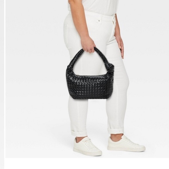 Woven Slouchy Shoulder Handbag A New Day black 🆕 - Picture 4 of 4